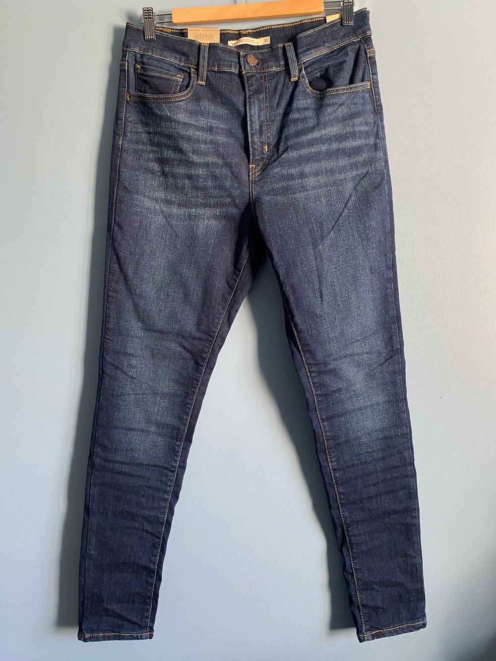 Levi's 720 High Rise Super Skinny- Dark Blue